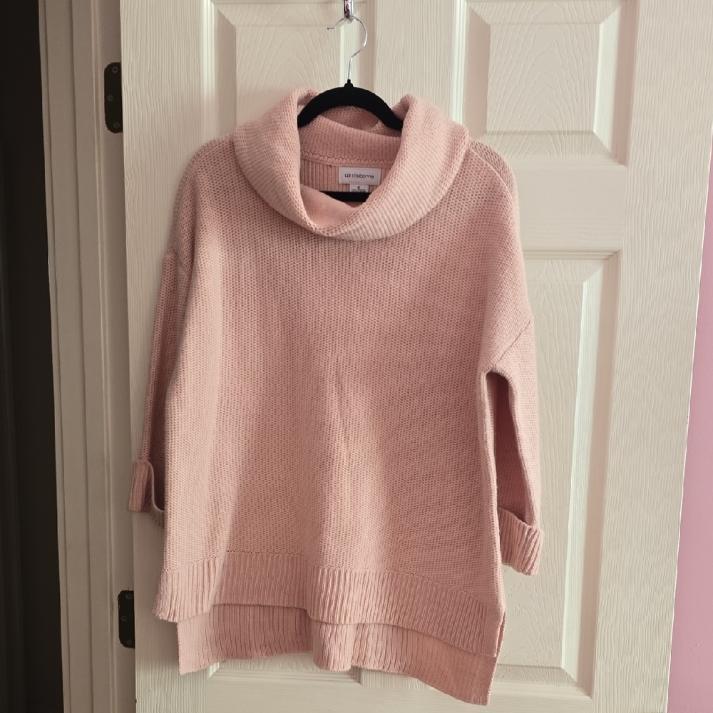 Liz Claiborne Soft Pink Turtleneck‎ Sweater